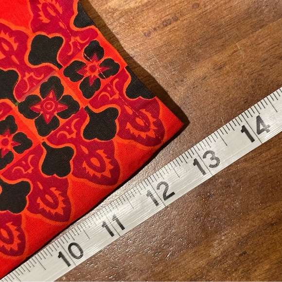 Vintage RAMA Thailand Size Large Thai Cotton Tie Back Half Sleeve Blouse Print - Picture 16 of 16